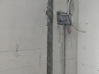 强、弱电路穿线施作