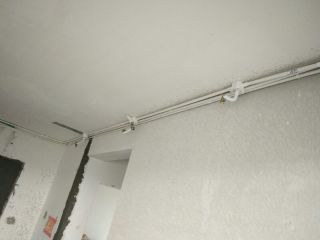 水、电管开槽施工