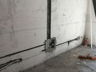 水、电管开槽施作