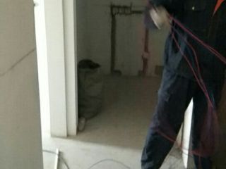 水电线管开槽施工