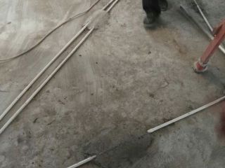 水、电管开槽施工