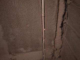 水、电管开槽施作