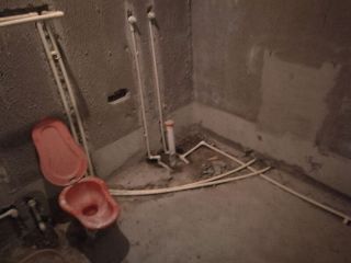 强、弱电路穿线施作