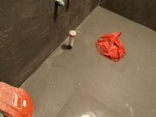 厨房、卫生间墙砖施作