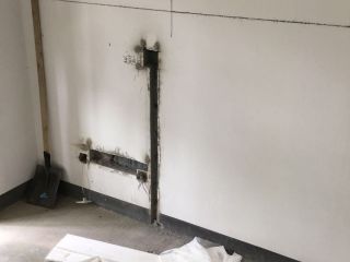 水、电管开槽施作