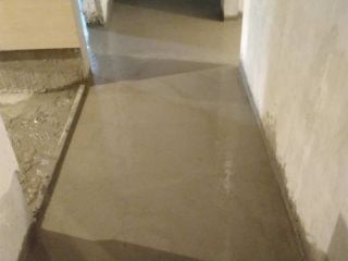 地砖铺贴及地面找平施作
