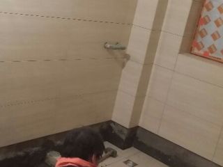 地砖铺贴及地面找平施作
