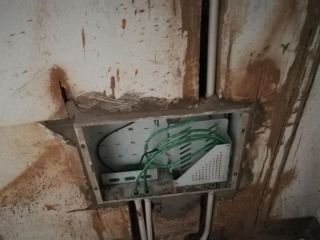 强、弱电路穿线施作