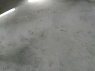地砖铺贴及地面找平施作