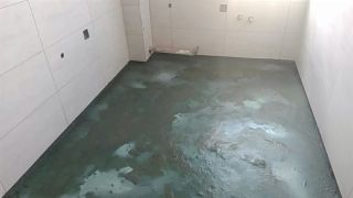 地砖铺贴及地面找平施作