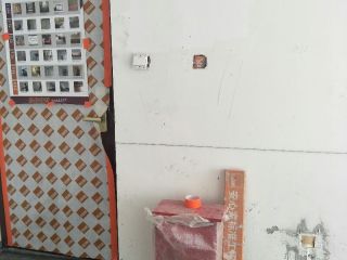 地砖铺贴及地面找平施作