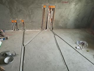 水、电管开槽施作