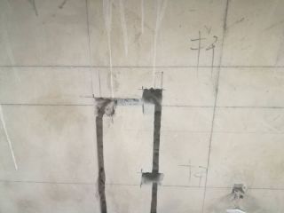 水、电管开槽施作