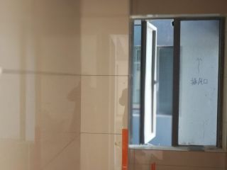 厨房、卫生间墙砖施作