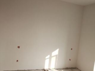 墙、顶面腻子批嵌