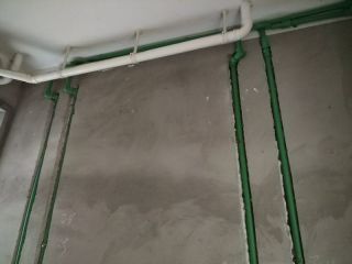 水、电管开槽施工