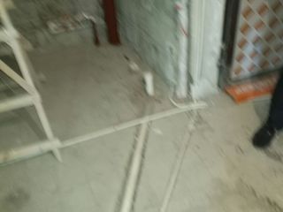 强、弱电路穿线施作
