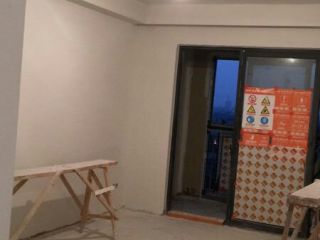 墙、顶面腻子批嵌
