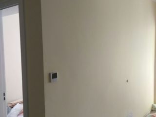 成品门及墙纸铺贴