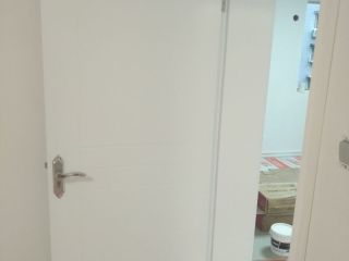 成品门及墙纸铺贴