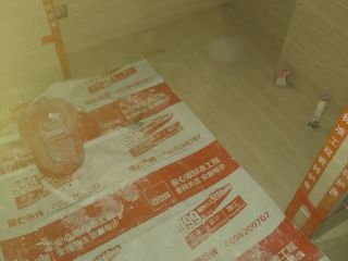 地砖铺贴及地面找平施作