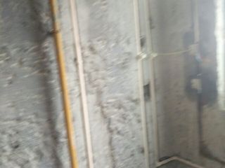 水、电管开槽施作