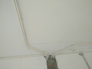 水、电管开槽施作