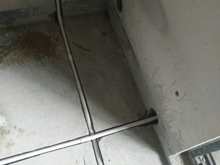 水、电管开槽施作