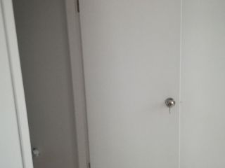 成品门及墙纸铺贴