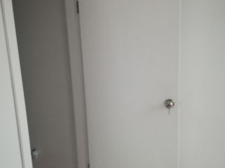 成品门及墙纸铺贴