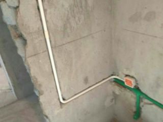 水、电管开槽施工