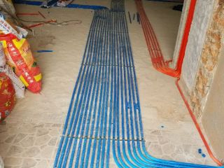 强、弱电路穿线施作