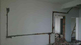 强、弱电路穿线施作