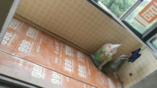 地砖铺贴及地面找平施作