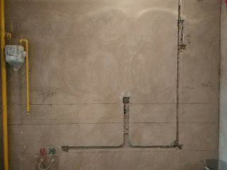 水、电管开槽施作