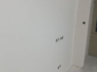 墙、顶面腻子批嵌