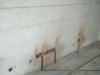 水、电管开槽施作