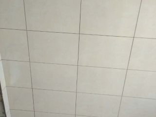 厨房、卫生间墙砖施作
