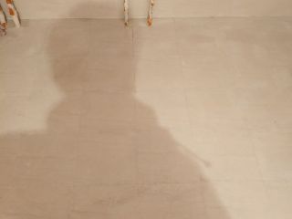 地砖铺贴及地面找平施作
