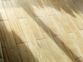 地砖铺贴及地面找平施作