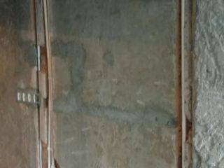 水、电管开槽施作