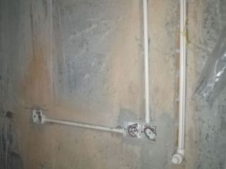 水、电管开槽施作