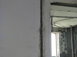 水、电管开槽施作