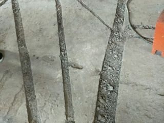 水、电管开槽施作