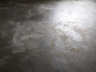 地砖铺贴及地面找平施作