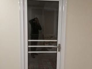 成品门及墙纸铺贴