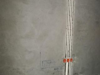 强、弱电路穿线施作