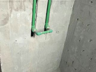 水、电管开槽施工
