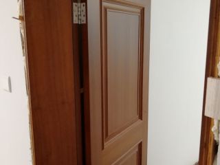 成品门及墙纸铺贴