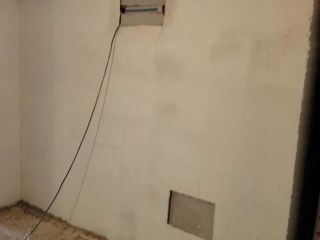 墙、顶面乳胶漆及墙纸铺贴